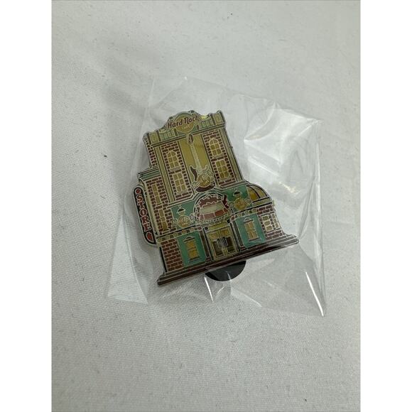 Hard Rock Cafe Snow Village Pin Collectible Building Guitar Logo Store - Picture 7 of 7